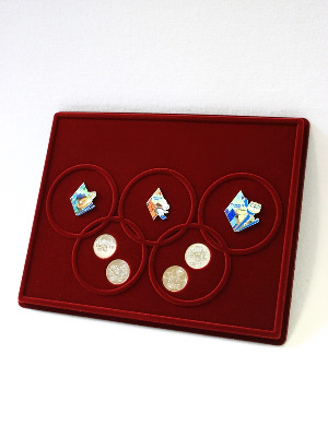 Планшет S (234х296х12 мм) для 4 Олимпийских монет Сочи-2014 без капсул (5 колец)