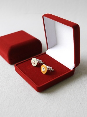 Футляр (92х92х40 мм) для запонок