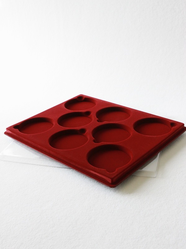  Планшет S (234х296х12 мм) для монет в капсулах d-74 мм (8 ячеек), тёмно-бордовый