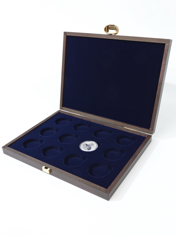 Деревянный футляр Carus XM (248х196х32 мм) для серии монет Australian Lunar Series III (50 cents, 1/2 oz silver proof) в капсулах