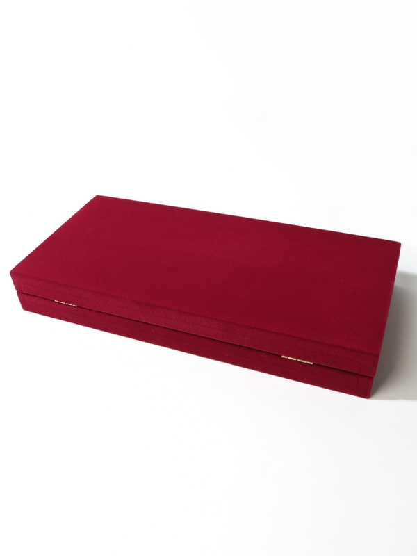 Футляр (260х121х38 мм) на 4 монеты в капсулах (диаметр 46 мм), светло-бордовый