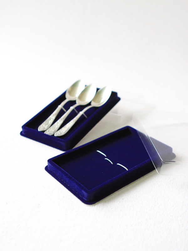  Сувенирная упаковка под 3 чайные ложки, вилки (97х157х22 мм), тёмно-бордовый