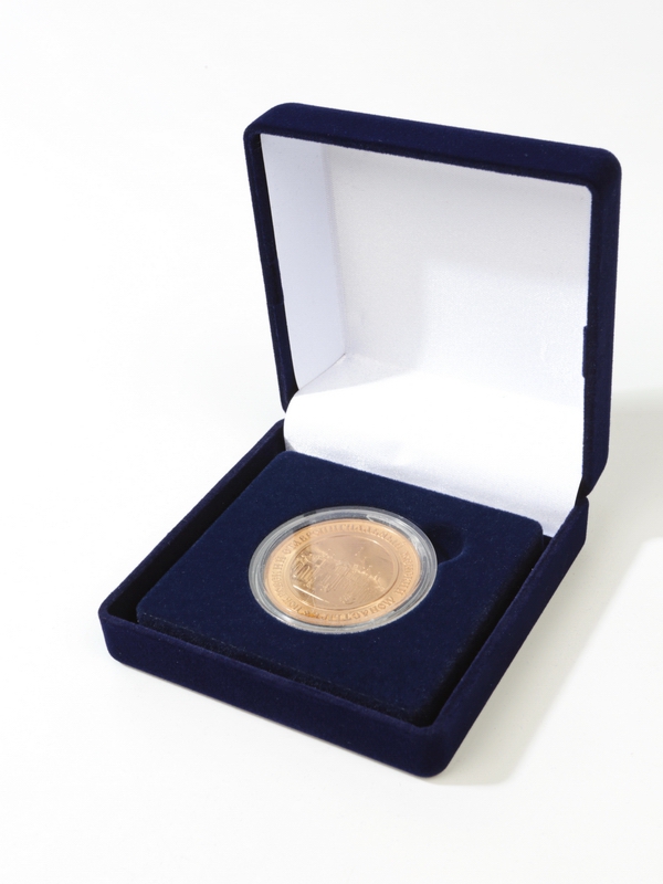 Футляр (92х92х40 мм) для монеты в капсуле (диаметр 46 мм), вынимаемый ложемент, тёмно-синий
