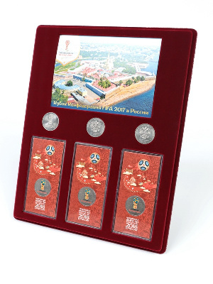 Планшет S (234х296х12 мм) для 3 монет 25 рублей и 3 монет 25 рублей в блистере «Футбол 2018» + Открытка. Санкт-Петербург. Вид на Петропавловскую крепость