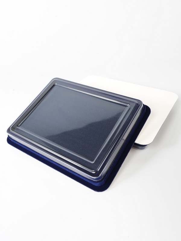  Сувенирная упаковка (181х142х22 мм) с поролоновой вставкой, зелёный