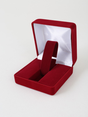 Футляр (92х92х52 мм) под часы, браслет. Вынимаемая скоба, светло-бордовый