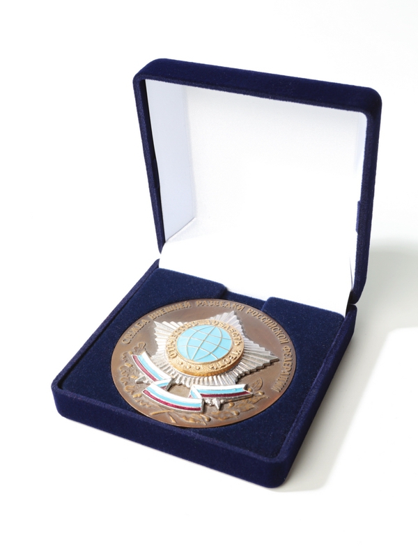  Футляр (92х92х40 мм) под универсальную медаль (углубления 50 мм, 60 мм, 70 мм), тёмно-синий