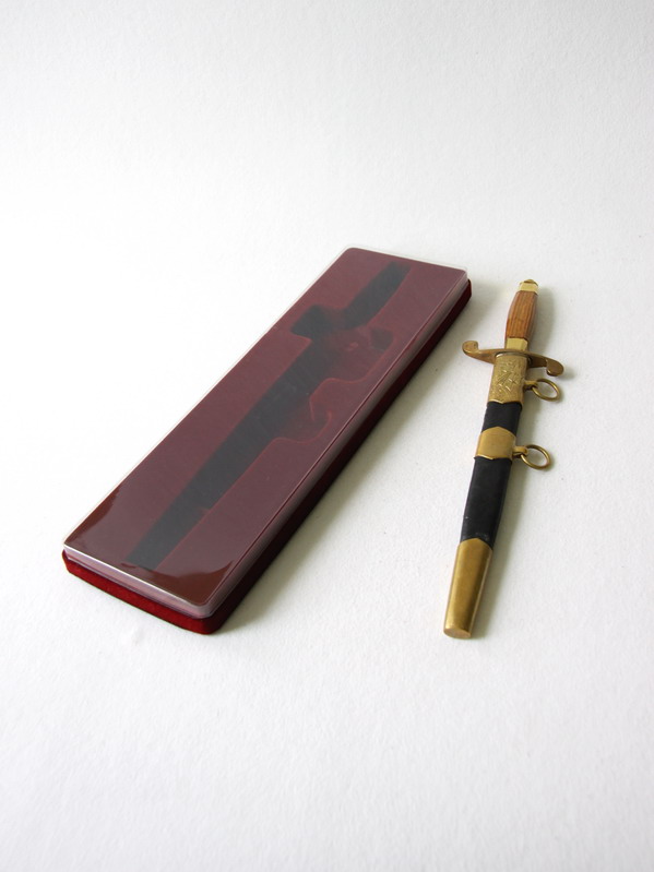  Сувенирная упаковка под кортик, тёмно-синий