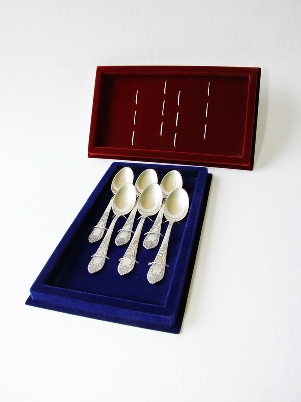  Сувенирная упаковка под набор из 6-ти столовых предметов (145х255х32 мм), чёрный