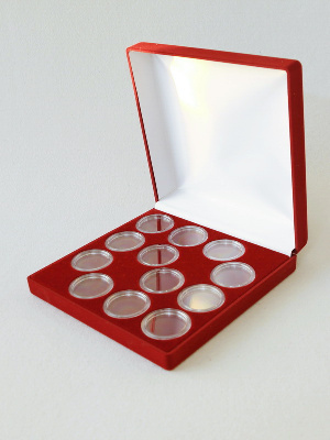 Футляр (195х196х50 мм) на 12 монет в капсулах (диаметр 46 мм)