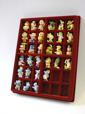 Планшет S (243х304х32 мм) для игрушек из Kinder Surprise