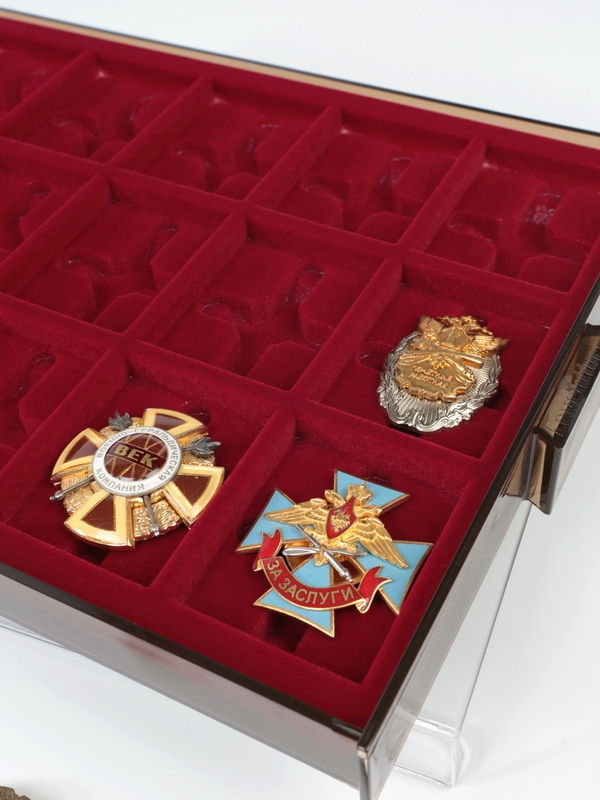  Кассета XL на 15 ячеек (63х49х10 мм) (под знаки с булавками), светло-бордовый