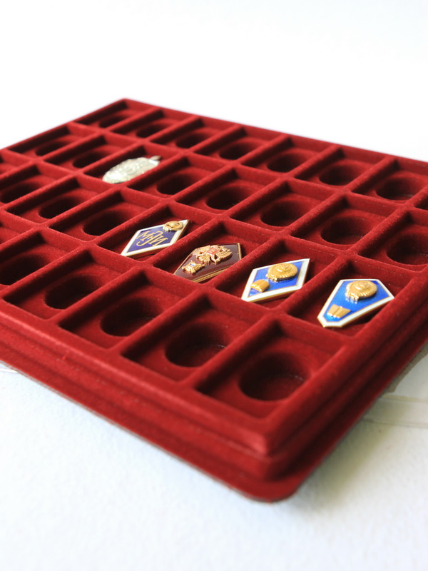  Планшет S (243х304х21 мм) на 32 ячейки (50х30х6 мм). Ромбы, тёмно-бордовый