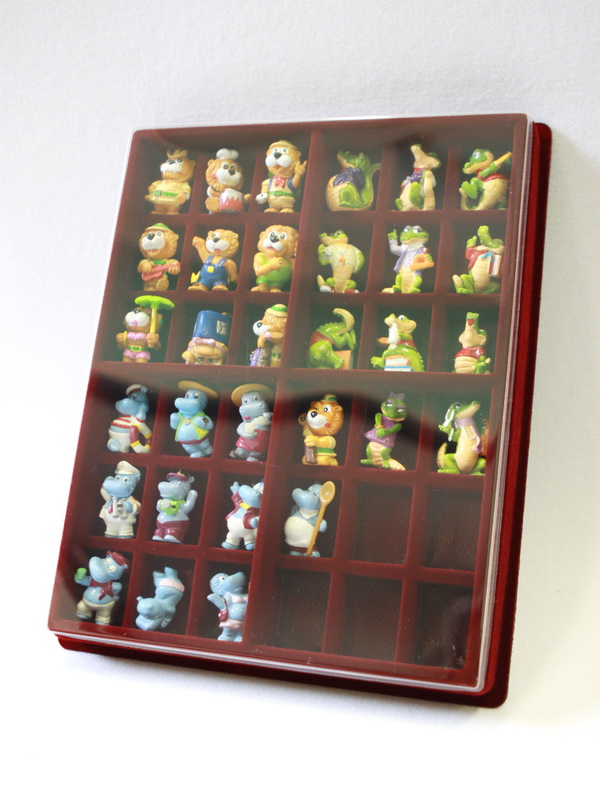  Планшет S (243х304х32 мм) для игрушек из Kinder Surprise, тёмно-бордовый