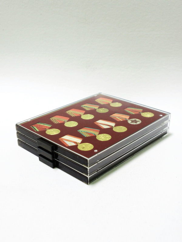  Кассета МВ на 10 медалей РФ d-32 мм с пятиугольной колодкой, светло-бордовый