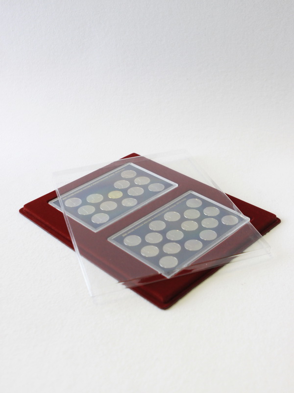  Планшет S (234х296х12 мм) под 2 буклета с монетами, тёмно-бордовый