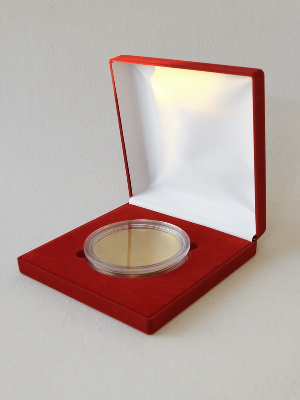 Футляр (195х196х50 мм) на 1 монету в капсуле (диаметр 120 мм)