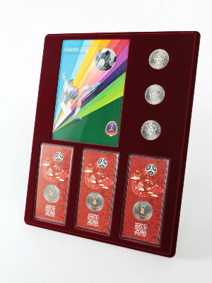 Планшет S (234х296х12 мм) для 3 монет 25 рублей и 3 монет 25 рублей в блистере «Футбол 2018» + Открытка. Самара