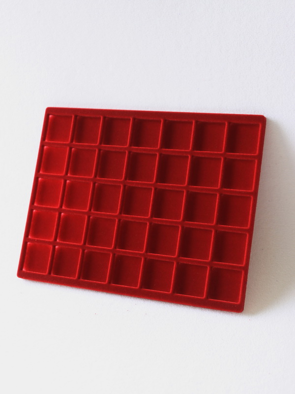 Вставка в кассету МВ на 35 ячеек (36,5х36,5х8 мм)