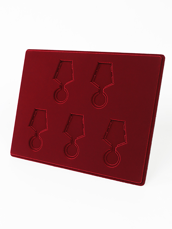 Планшет S (234х296х12 мм) на 5 медалей РФ d-32 мм с пятиугольной колодкой, тёмно-бордовый