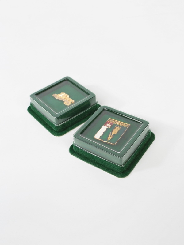 Сувенирная упаковка (59х59х19 мм) под значок (с поролоновой вставкой)