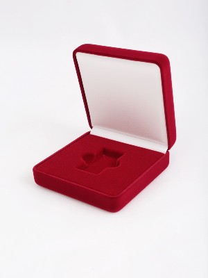 Футляр с низкой крышкой (92х92х40 мм) для мерного слитка (42х23х8 мм)