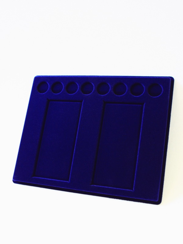  Планшет S (234х296х12 мм) для 2 банкнот Сочи-2014 в чехлах и 8 монет Сочи-2014 без капсул, тёмно-синий