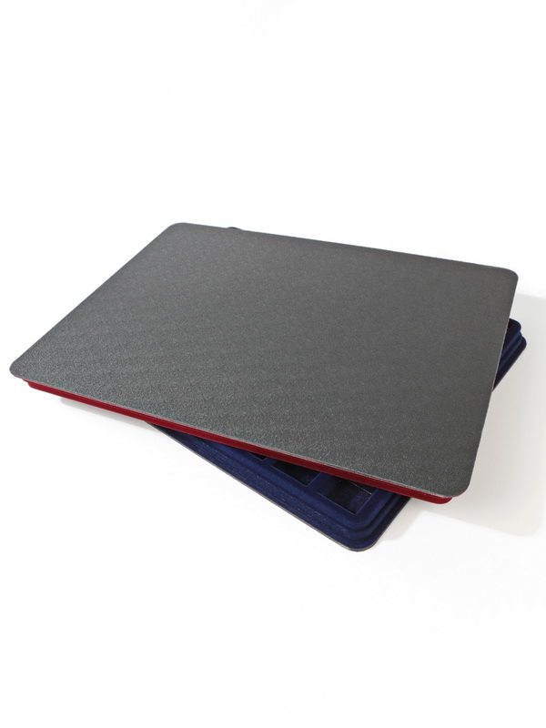  Планшет G (291х393х16 мм) на 17 медалей РФ d-37 мм с пятиугольной колодкой, тёмно-бордовый