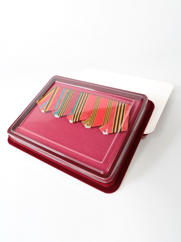  Сувенирная упаковка (181х142х22 мм) с поролоновой вставкой, зелёный