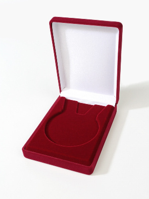 Футляр (90х124х32 мм) под медаль (диаметр до 71 мм) на ленте