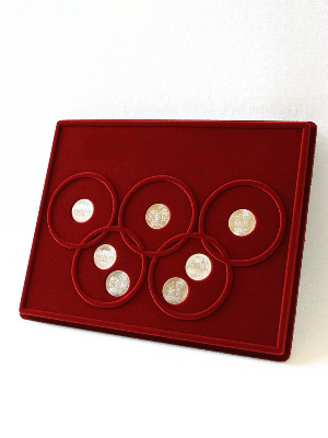 Планшет S (234х296х12 мм) для 7 Олимпийских монет Сочи-2014 без капсул (5 колец)