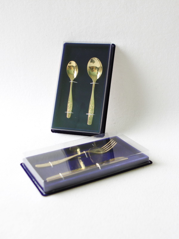  Сувенирная упаковка под набор из 2-х столовых предметов (122х219х27 мм). Для детских наборов, тёмно-синий