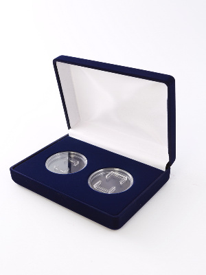 Футляр (142х102х42 мм) на 2 монеты в капсулах (диаметр 46 мм)