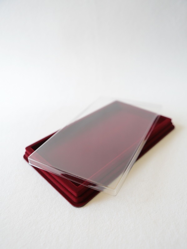 Планшет M (150х239х20 мм) на 1 ячейку (118х207х16 мм), тёмно-бордовый