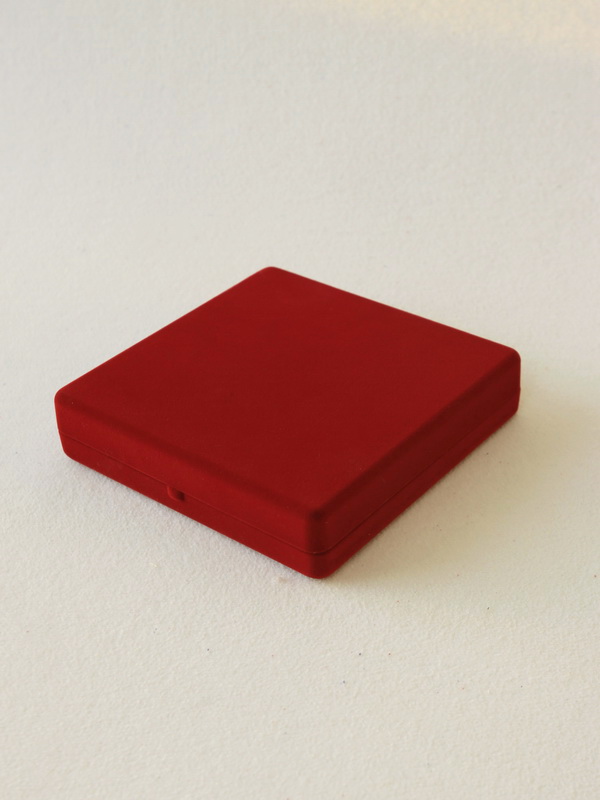  Футляр (169х169х39 мм) на 1 монету в капсуле (диаметр 120 мм), светло-бордовый