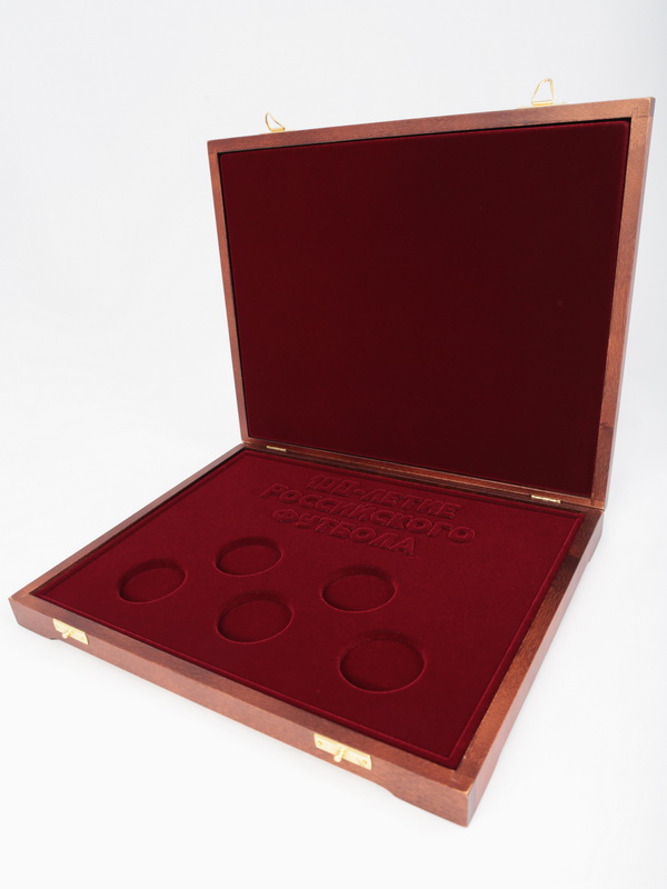  Футляр деревянный Vintage S (305х247х40 мм) для серии монет «100-летие Российского футбола», тёмно-бордовый