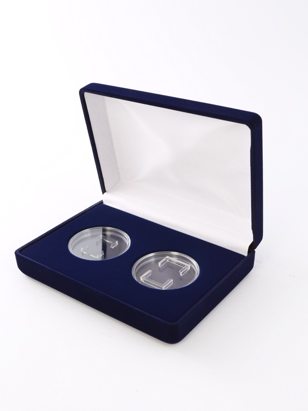 Футляр (142х102х42 мм) на 2 монеты в капсулах (диаметр 46 мм)