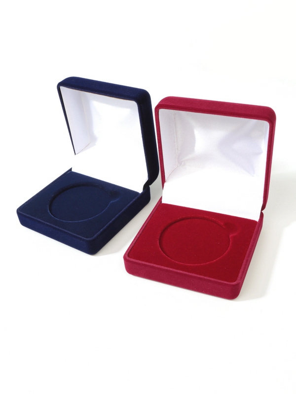  Футляр (80х80х40 мм) для одной монеты, медали (диаметр 50 мм, глубина 3 мм), светло-бордовый