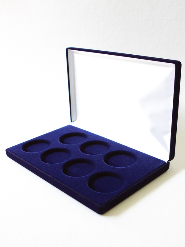  Футляр (217х141х29 мм) для 7 монет в капсулах (диаметр 46 мм) , тёмно-синий