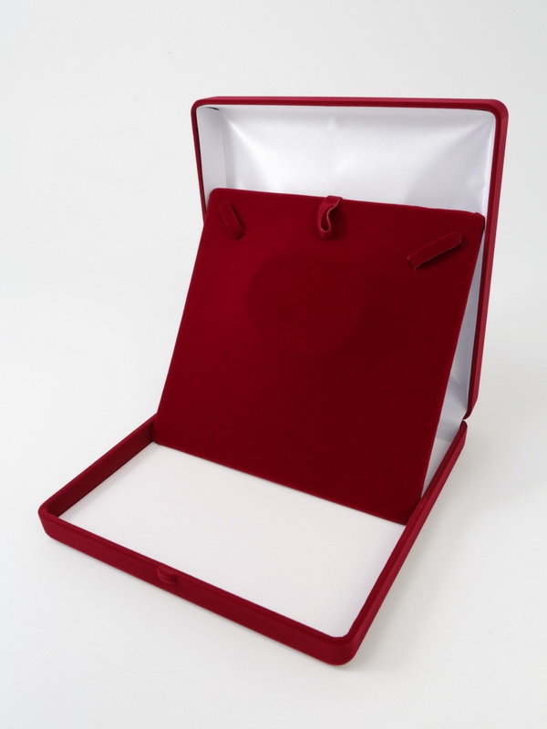 Футляр (169х169х39 мм) с ложементом для колье