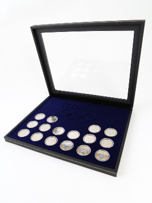 Бокс из искусственной кожи с прозрачным окном Nera Plus для 16 монет серии «XXXI Летние Олимпийские игры 2016 года в Рио-де-Жанейро». Монеты в капсулах Leuchtturm