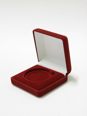 Футляр (92х92х40 мм) для монеты, медали (диаметр 60 мм, глубина 5 мм)