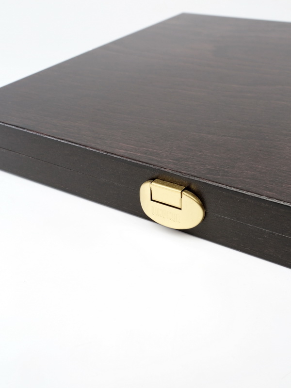  Деревянный бокс Carus (304х248х31 мм) для 14 серебряных монет Кубок Конфедераций 2017 и Чемпионат мира по футболу 2018 в капсулах. Кубок, тёмно-синий