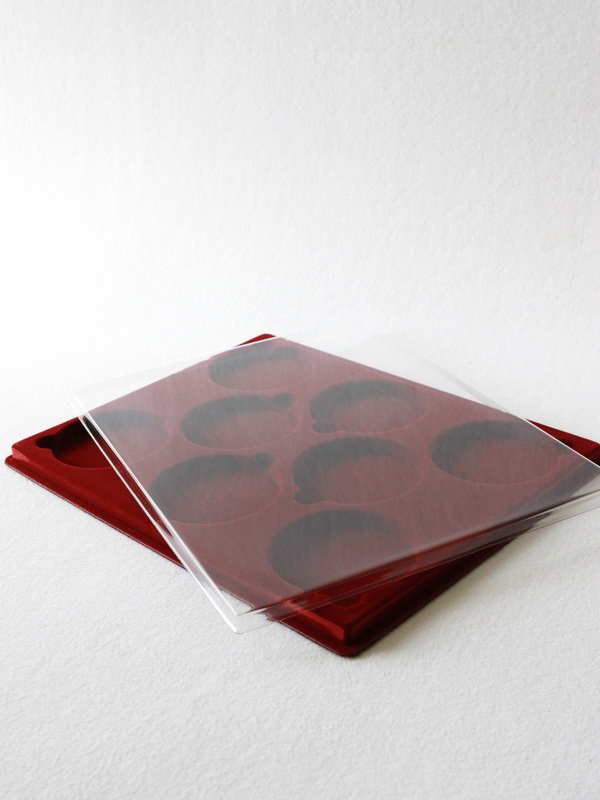  Планшет S (234х296х12 мм) для монет в капсулах d-74 мм (8 ячеек), тёмно-бордовый