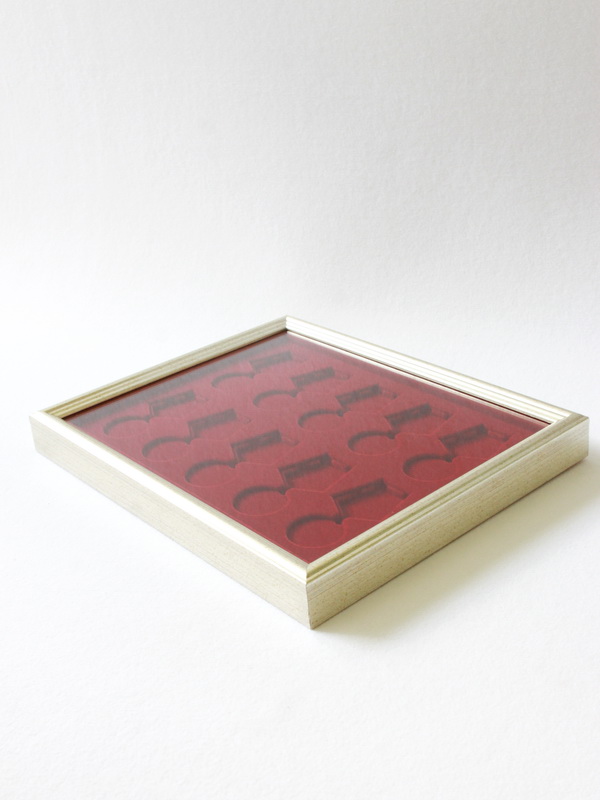  Багетная рамка S серебряного цвета под 10 медалей РФ d-37 мм с пятиугольной колодкой, зелёный