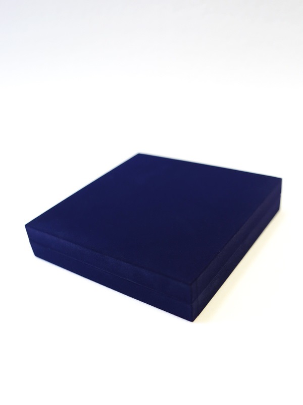  Футляр (160х160х33 мм) под 9 монет в капсулах (диаметр 44 мм), тёмно-синий