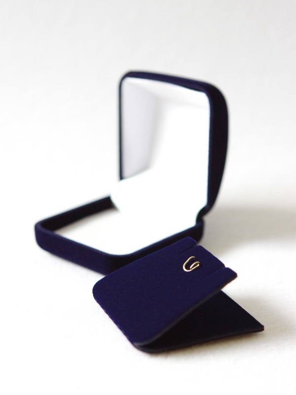 Футляр (53х59х33 мм) под серьги, подвеску (стойка)