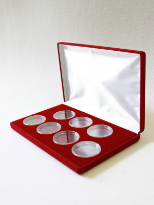  Футляр (217х141х29 мм) для 7 монет в капсулах (диаметр 46 мм) , светло-бордовый