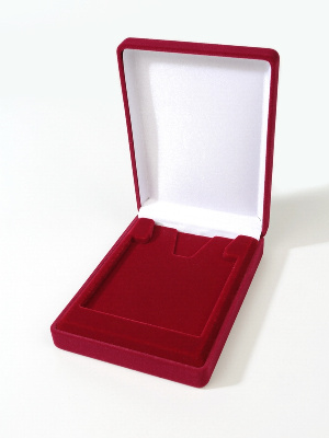 Футляр (90х124х32 мм) под медаль, орден (71х71 мм) на ленте