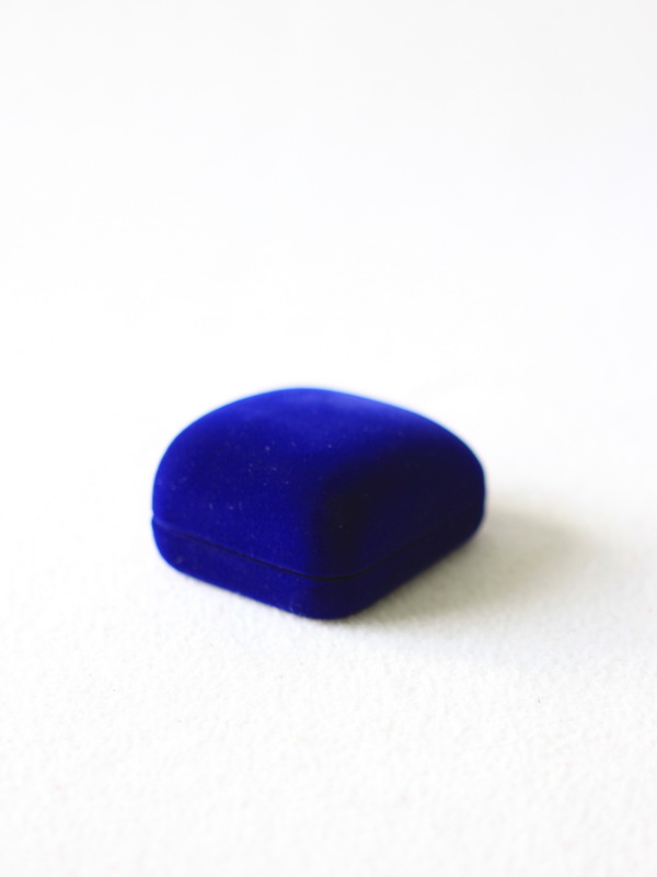  Футляр (53х59х33 мм) под значок на цанге, тёмно-синий